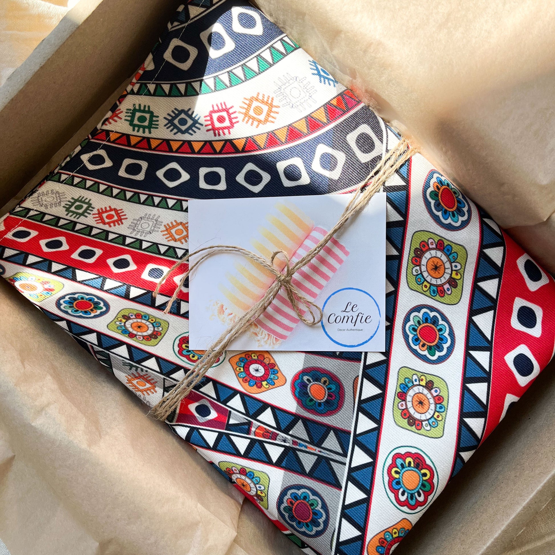 Gift Box + Wrapping - Le Comfie